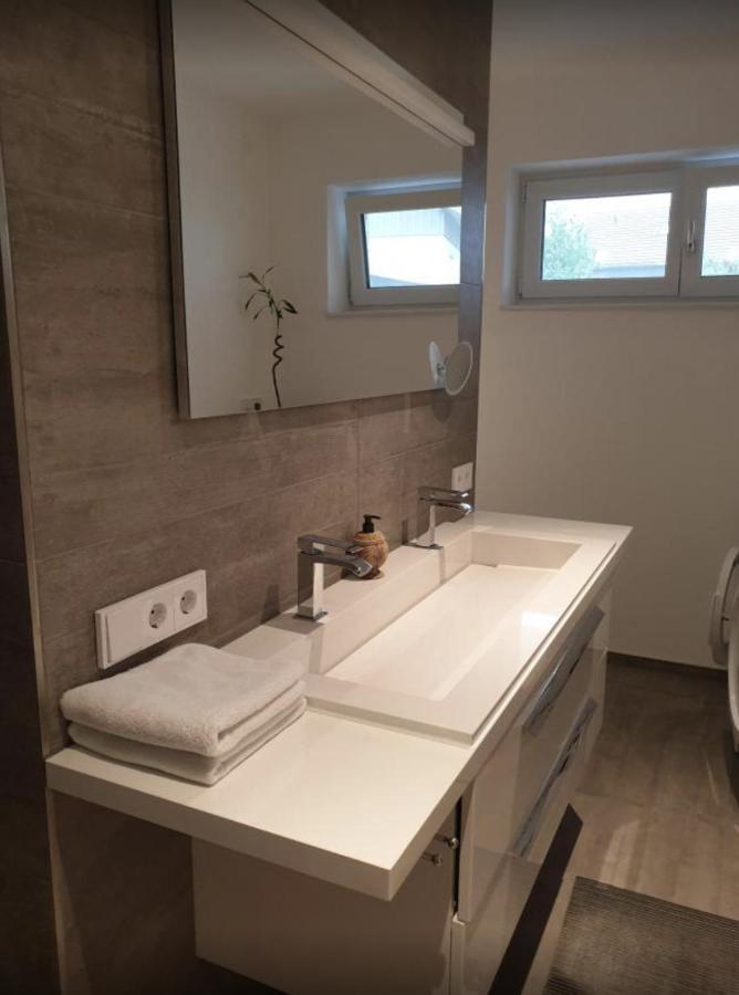 Ferienwohnung Glanzvoller - Deine Auszeit Markdorf Exterior foto